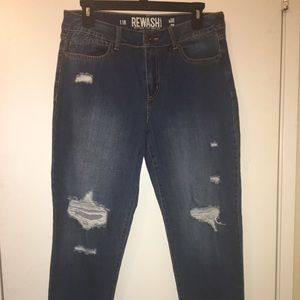 Stylish blue jeans, super cute!